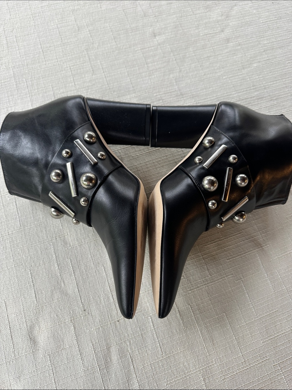 Donald Pliner Geene Black Leather Studded Booties Chunky Heel Size 10B